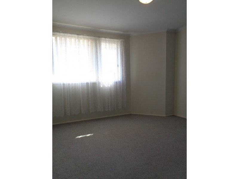 4/72 Lagoon Street, Goulburn NSW 2580