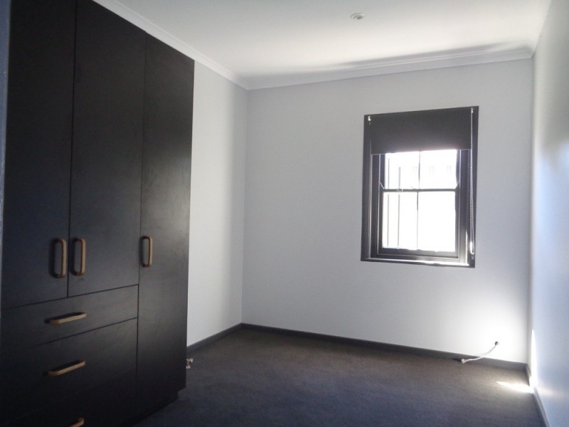 10 Furner Street, Goulburn NSW 2580