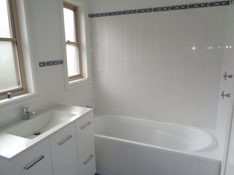 27 Hume Street, Goulburn NSW 2580