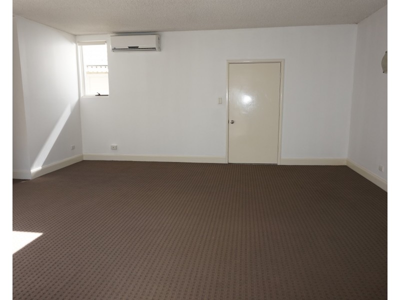 22/8 Ben Street, Goulburn NSW 2580