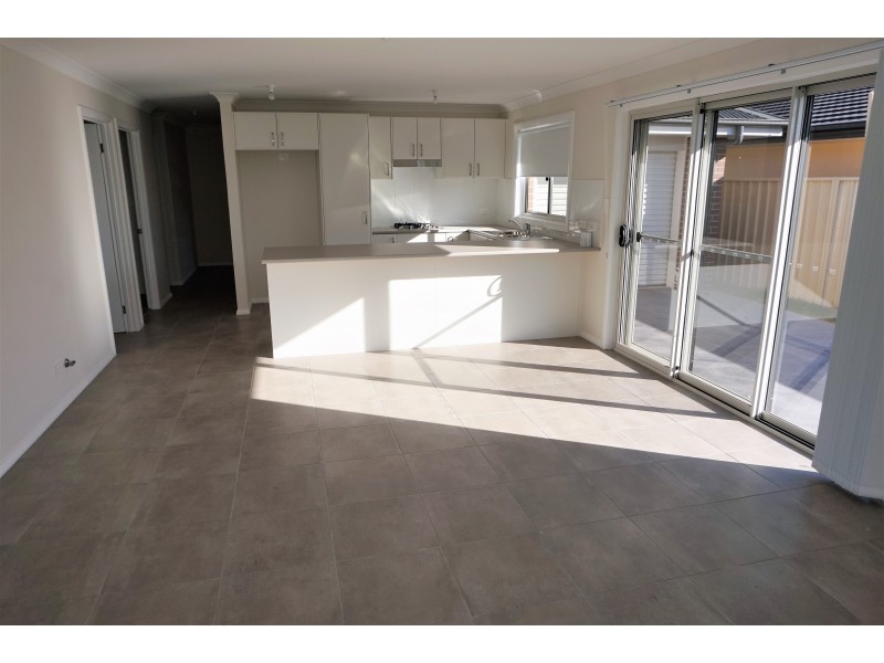 50 Gourock Avenue, Goulburn NSW 2580