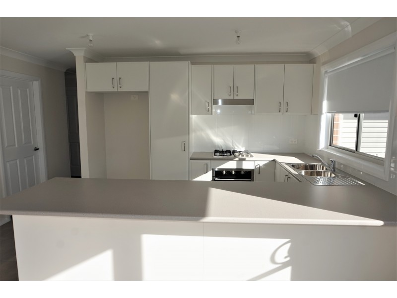 50 Gourock Avenue, Goulburn NSW 2580