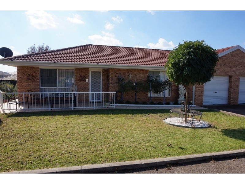 7/114 Gibson Street, Goulburn NSW 2580