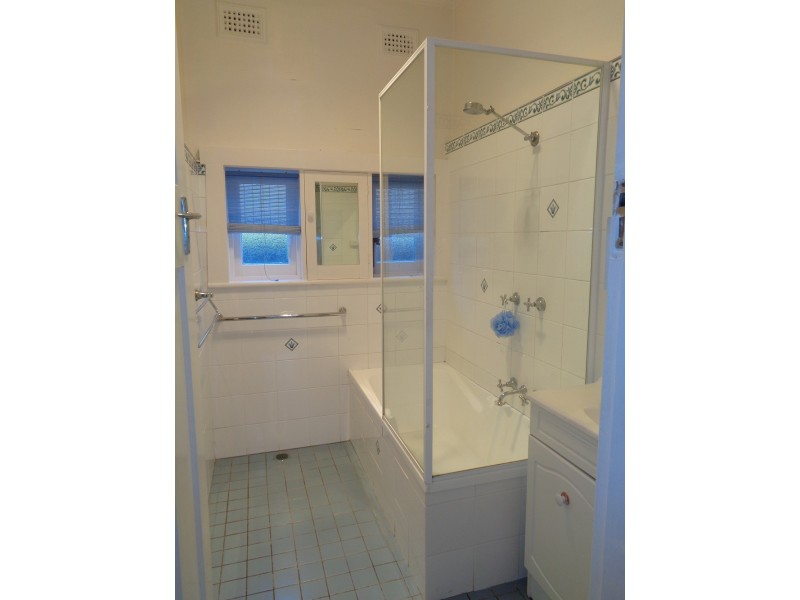 109 Clinton Street, Goulburn NSW 2580
