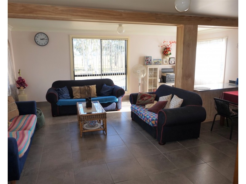 127 Blakes Boulevard, BUNGONIA, via, Goulburn NSW 2580