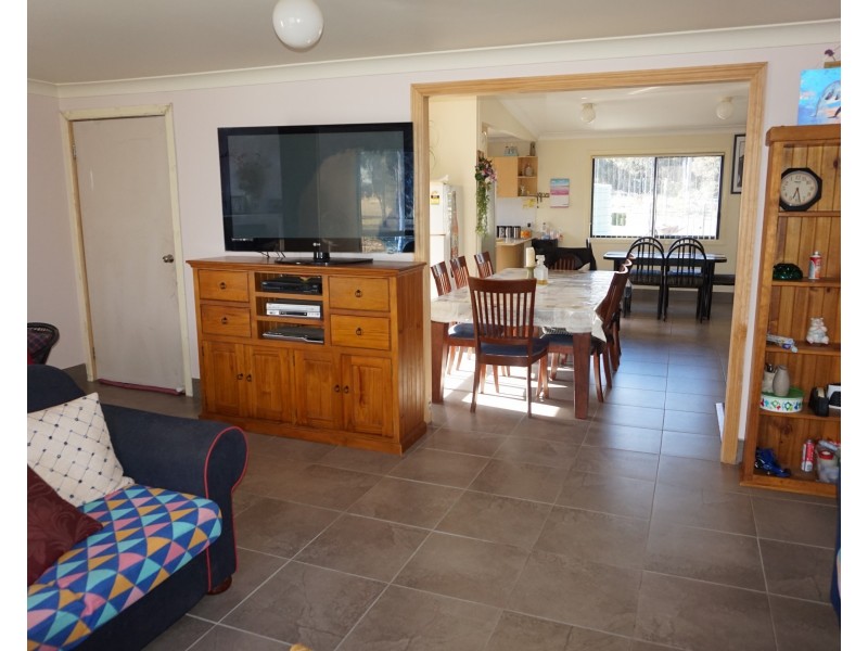 127 Blakes Boulevard, BUNGONIA, via, Goulburn NSW 2580