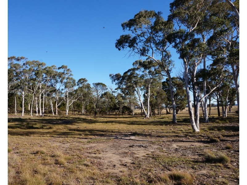 127 Blakes Boulevard, BUNGONIA, via, Goulburn NSW 2580