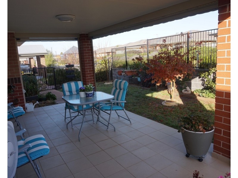 24/7 St Aubyn Road, Goulburn NSW 2580