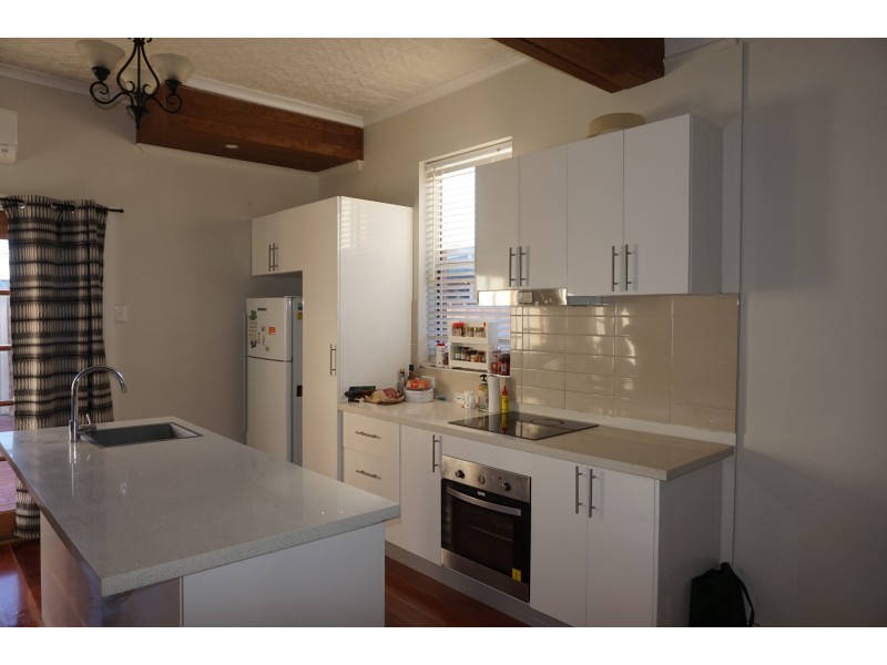 10 Upper Sterne Street, Goulburn NSW 2580