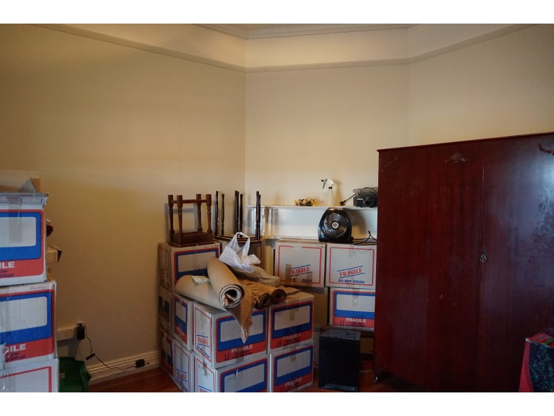 10 Upper Sterne Street, Goulburn NSW 2580