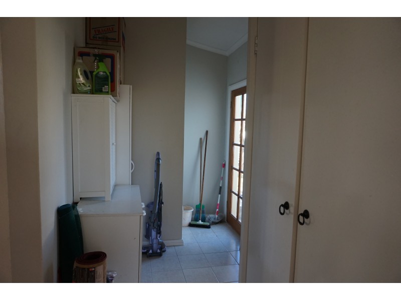 10 Upper Sterne Street, Goulburn NSW 2580