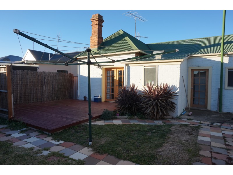 10 Upper Sterne Street, Goulburn NSW 2580