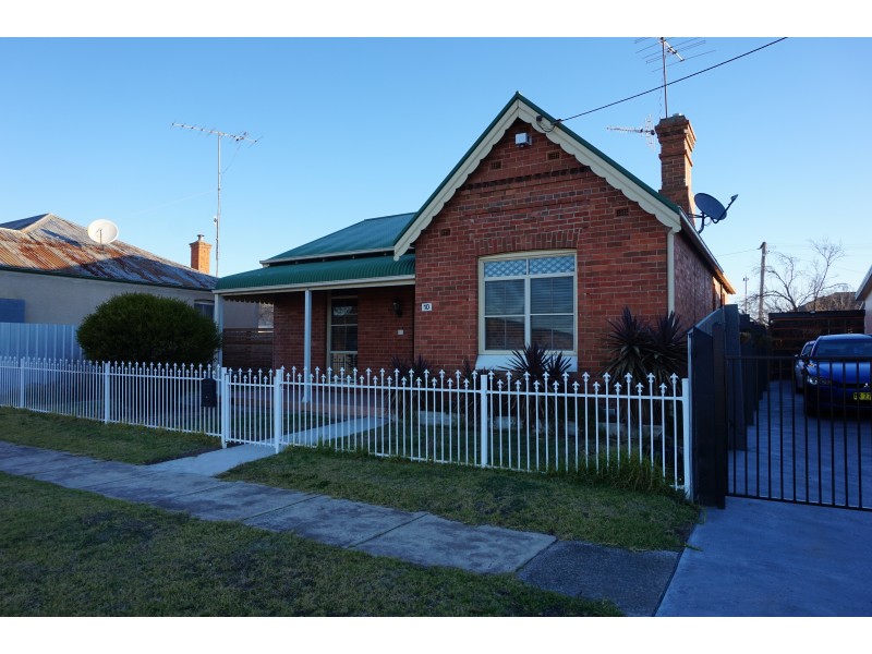 10 Upper Sterne Street, Goulburn NSW 2580