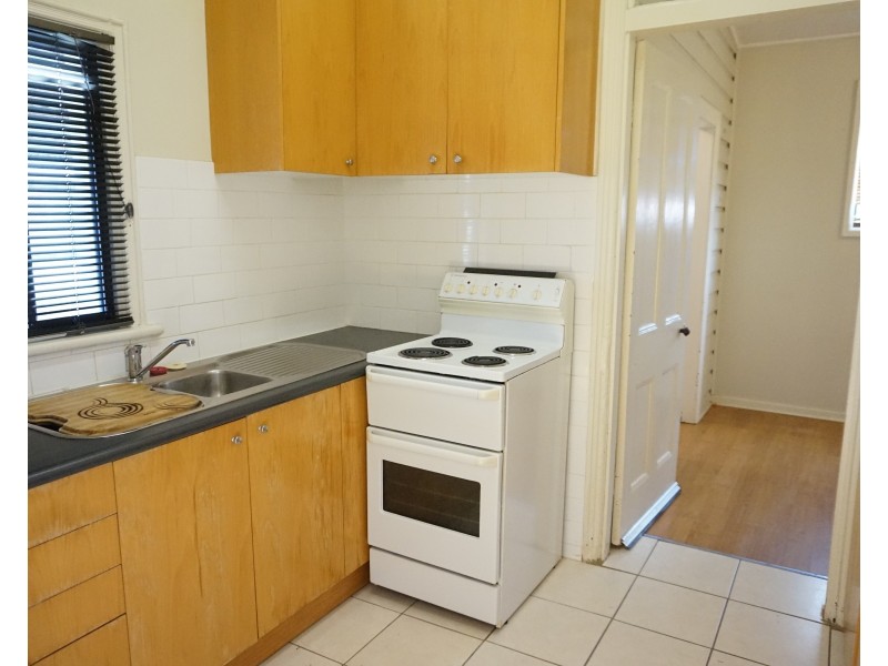 11a Park Street, Goulburn NSW 2580