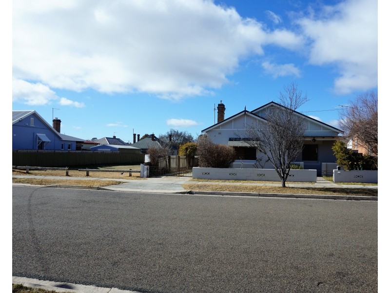 11a Park Street, Goulburn NSW 2580