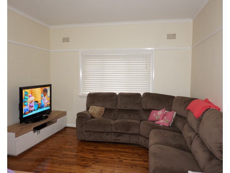 252 Combermere Street, Goulburn NSW 2580