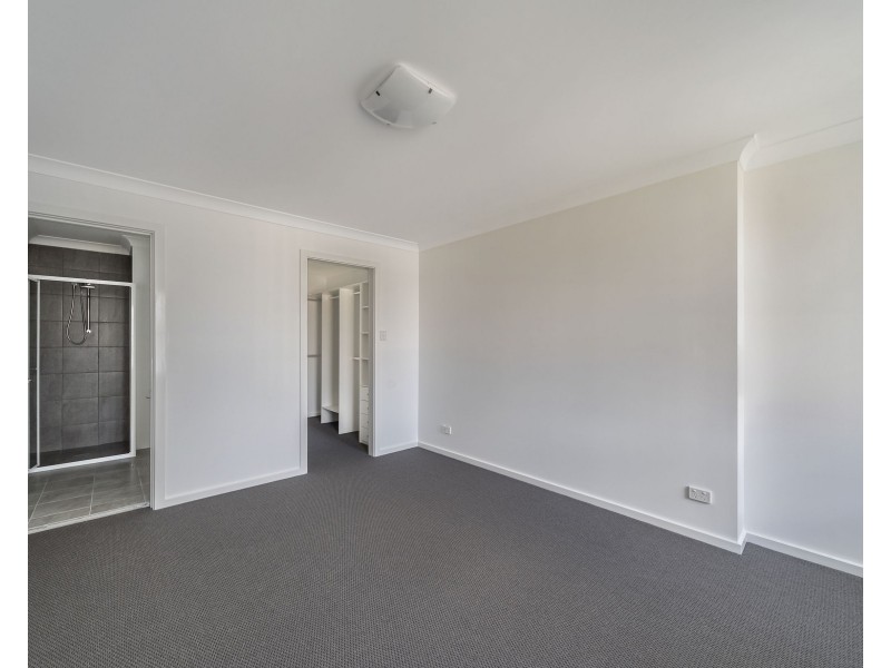 3 Huxtable Place, Goulburn NSW 2580