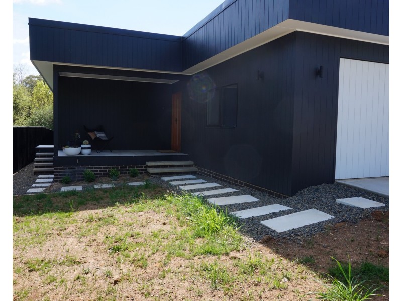 2A Wade Street, Crookwell NSW 2583