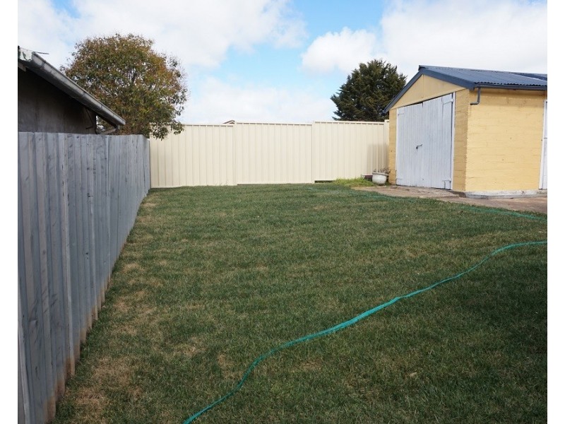 166 Clinton Street, Goulburn NSW 2580