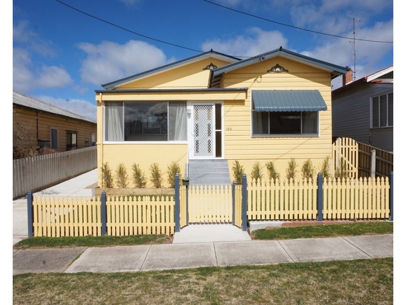 166 Clinton Street, Goulburn NSW 2580
