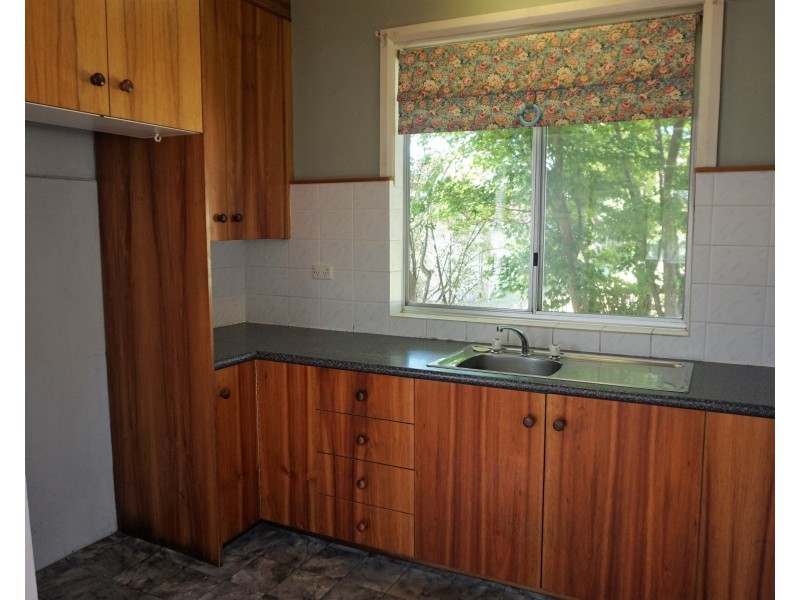 13 Princes Avenue, Goulburn NSW 2580