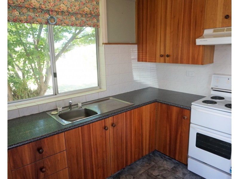 13 Princes Avenue, Goulburn NSW 2580