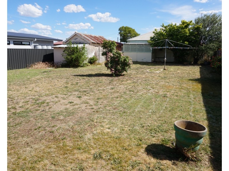 13 Princes Avenue, Goulburn NSW 2580