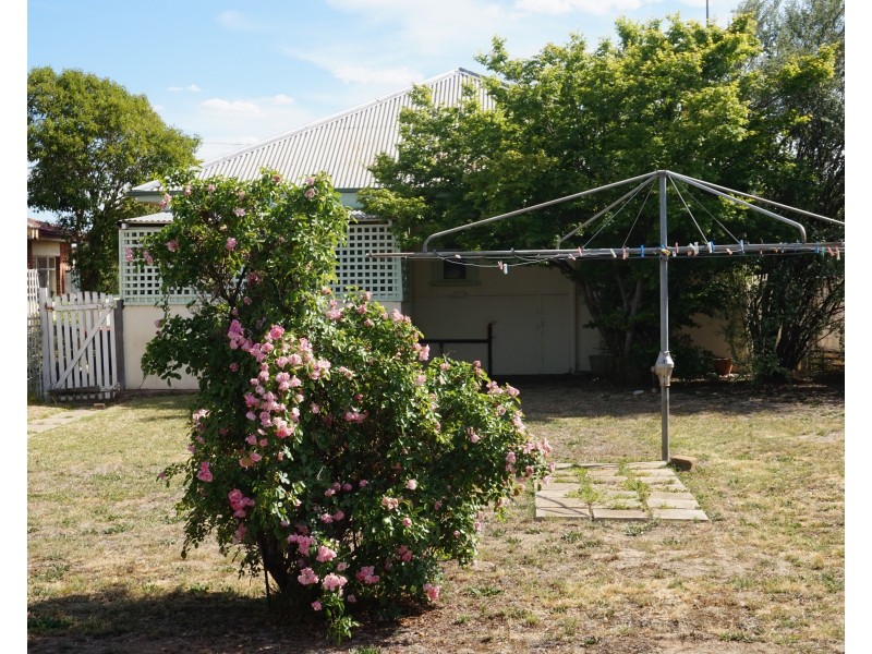 13 Princes Avenue, Goulburn NSW 2580