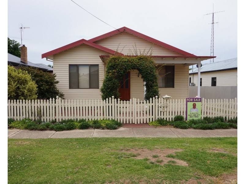15 Ruby Street, Goulburn NSW 2580