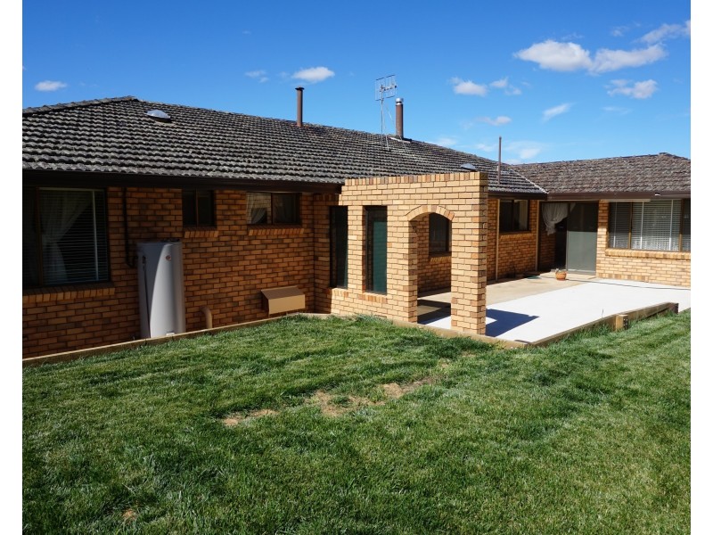 4 Mullen Street, Goulburn NSW 2580