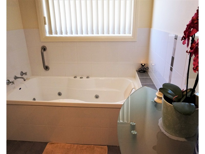 63 Hume Street, Goulburn NSW 2580