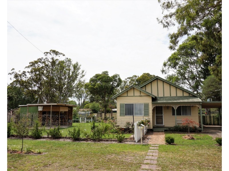 3 Richard Street, Marulan NSW 2579