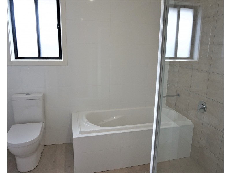 7 Huxtable Place, Goulburn NSW 2580