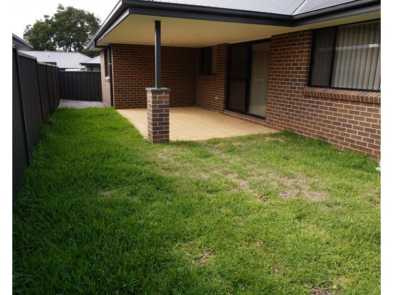 7 Huxtable Place, Goulburn NSW 2580