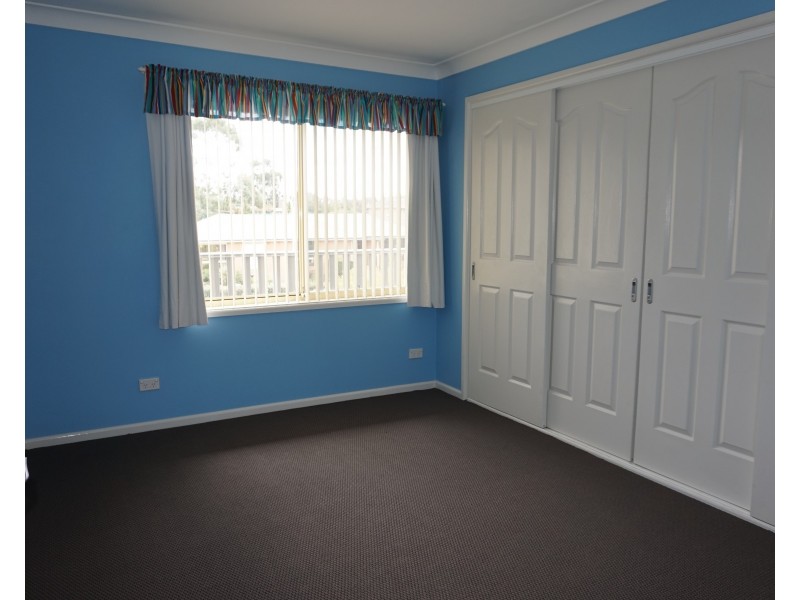 6 Major Drive, Goulburn NSW 2580