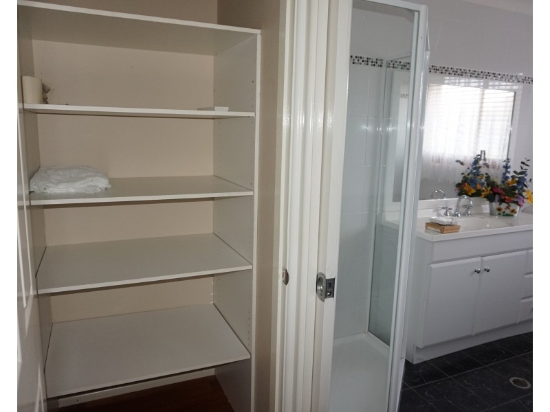 6 Major Drive, Goulburn NSW 2580