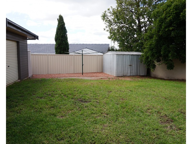 6 Major Drive, Goulburn NSW 2580