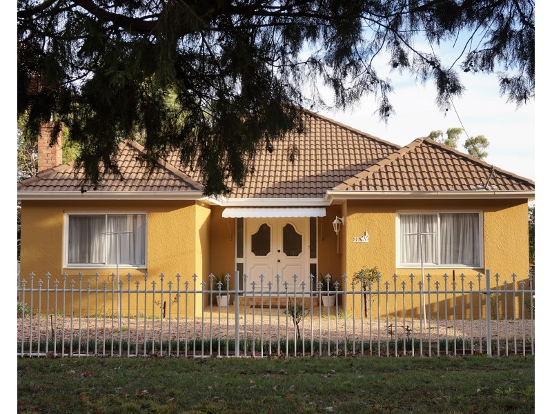 38 Elizabeth Street, Goulburn NSW 2580