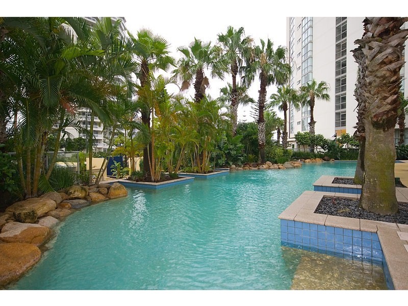 2094/1 LENNIE AVENUE, Main Beach QLD 4217