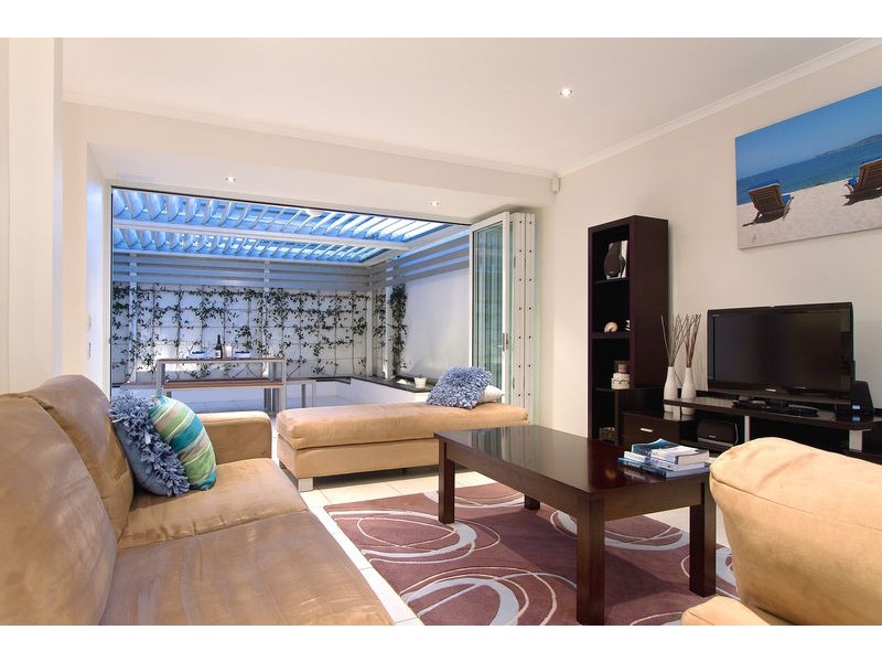 Lot 2, 44 WOODROFFE AVENUE, Main Beach QLD 4217
