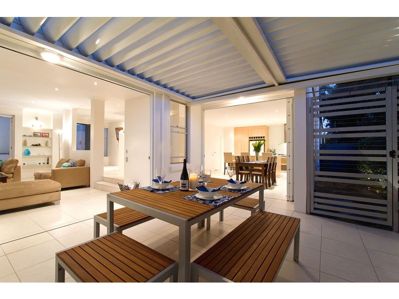 Lot 2, 44 WOODROFFE AVENUE, Main Beach QLD 4217