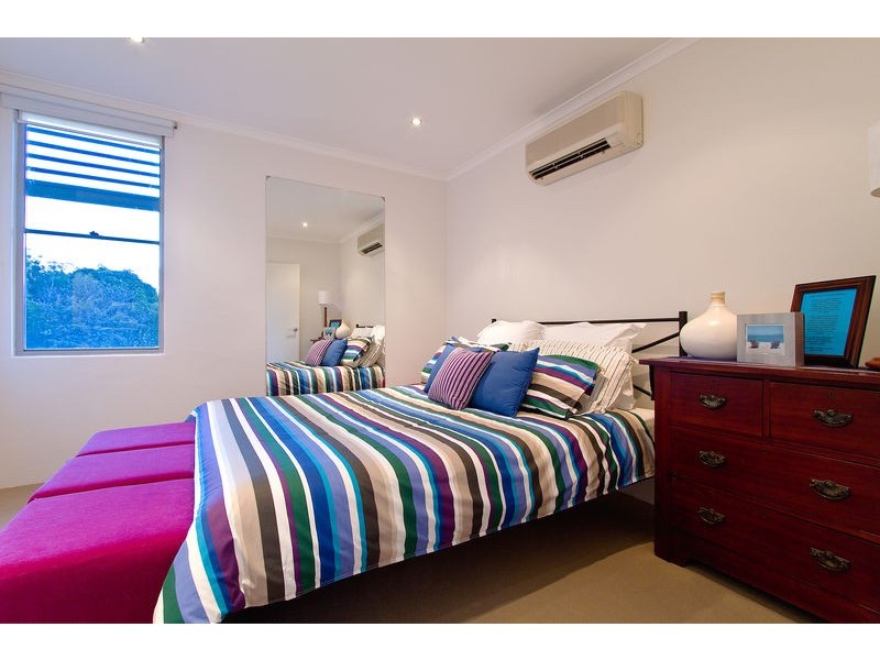 Lot 2, 44 WOODROFFE AVENUE, Main Beach QLD 4217