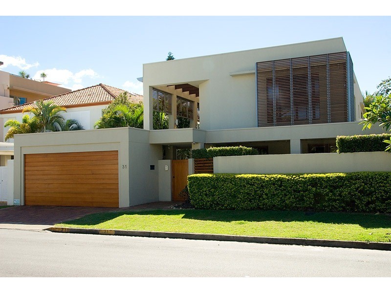 31 Hughes Avenue, Main Beach QLD 4217