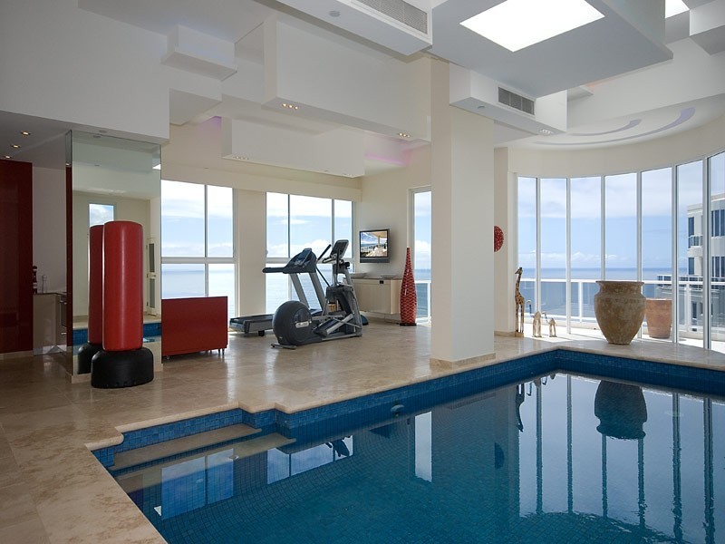 59 PACIFIC STREET, Main Beach QLD 4217