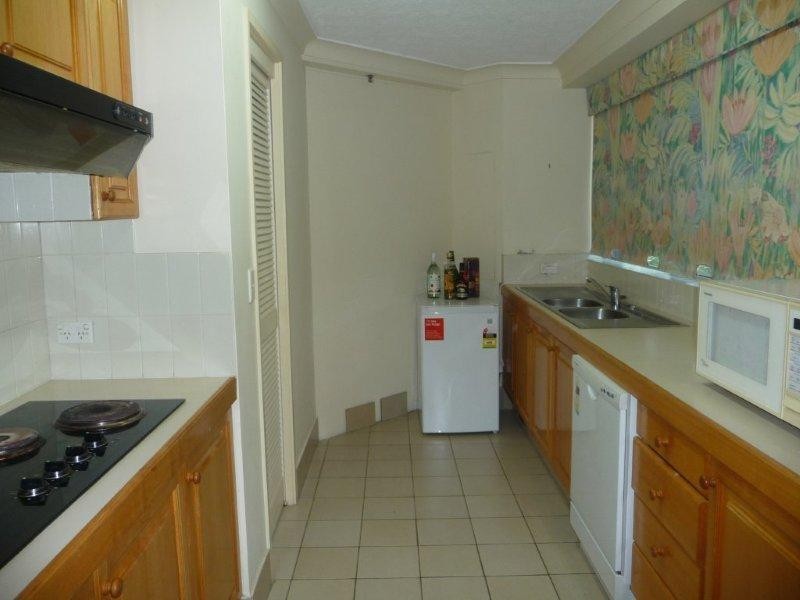 7/3554 MAIN BEACH PDE, Main Beach QLD 4217