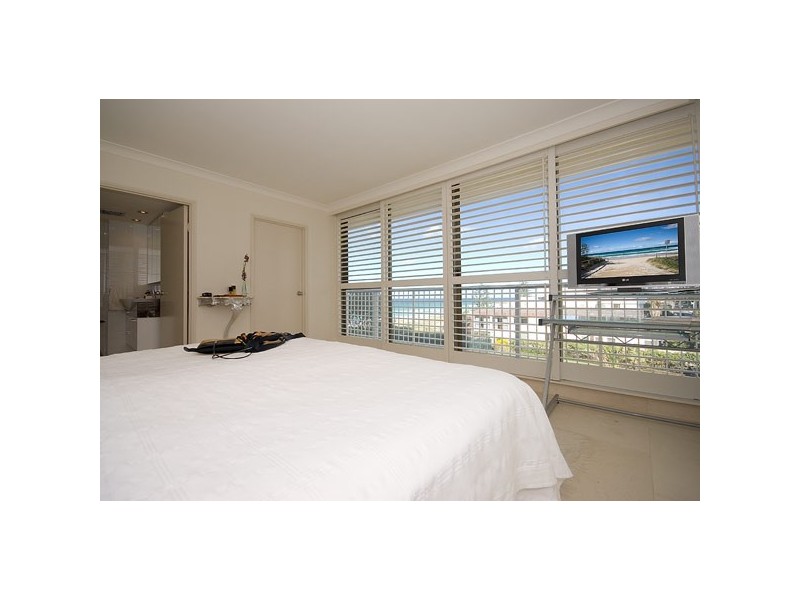 3575 MAIN BEACH PARADE, Main Beach QLD 4217