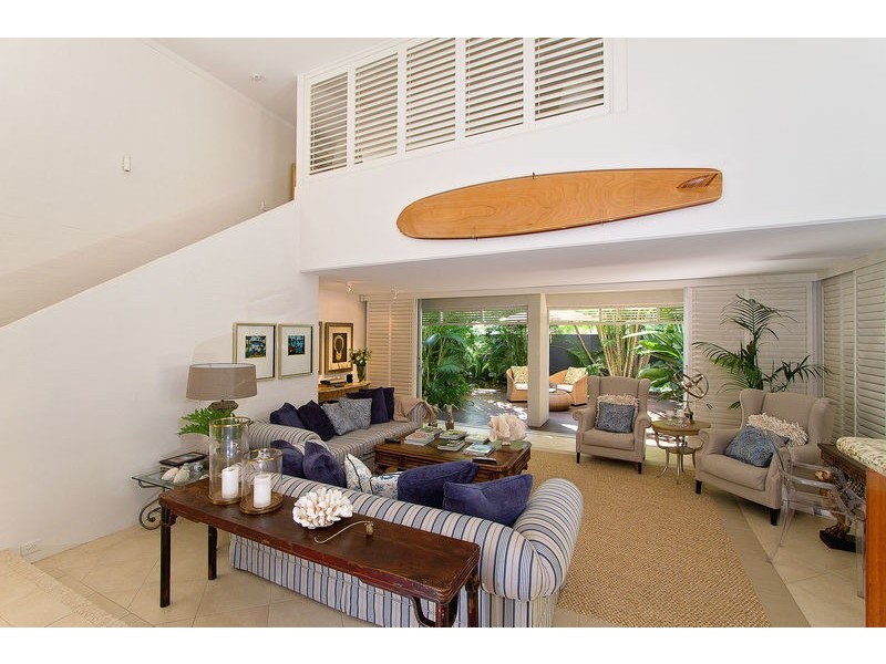 46-48 PEAK AVENUE, Main Beach QLD 4217