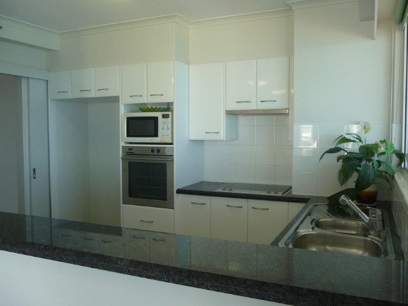 62/59 PACIFIC STREET, Main Beach QLD 4217