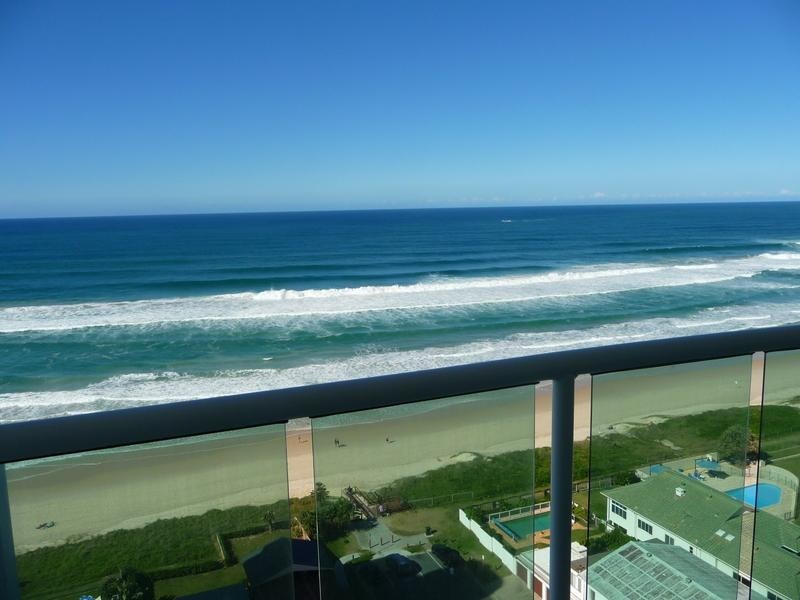 40/5 WOODROFFE AVENUE, Main Beach QLD 4217