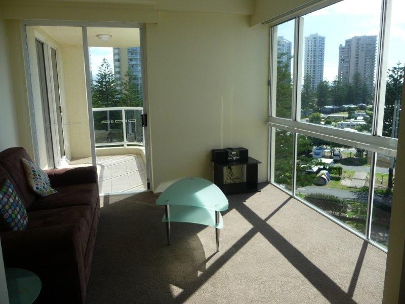 98/59 PACIFIC STREET, Main Beach QLD 4217